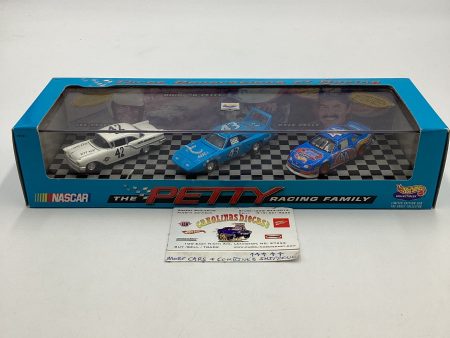 Hot Wheels Nascar The Petty Racing Family Lees 57 Olsmobile Richards 70 Plymouth Superbird Kyle’s 97 Pontiac Grand Prix For Sale