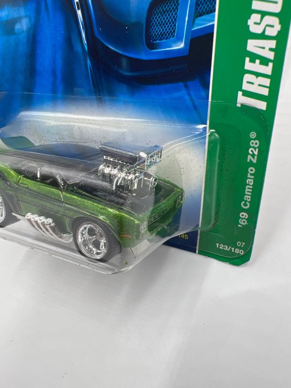 2007 Hot Wheels Super Treasure Hunt #123 69 Camaro Z28 Tooned Green W  Protector *Cracked Blister & Flaking* For Cheap