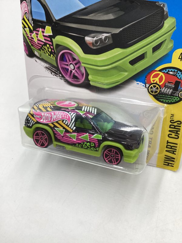 2017 Hot wheels Treasure Hunt Fandango 277F on Sale